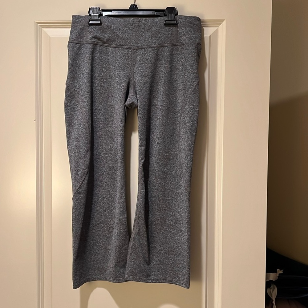 ❤️Athleta Leggings size medium